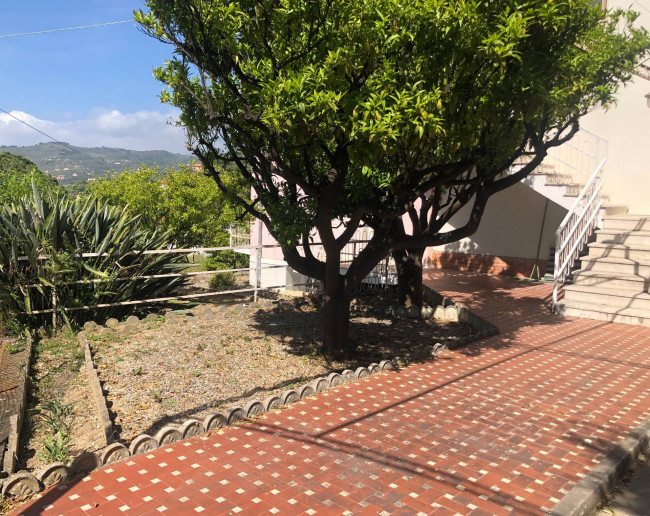 Villa in vendita a Diano Marina