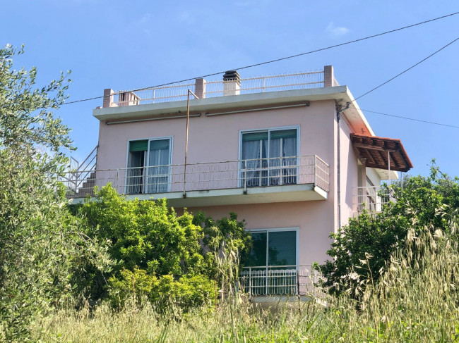 Villa in vendita a Diano Marina