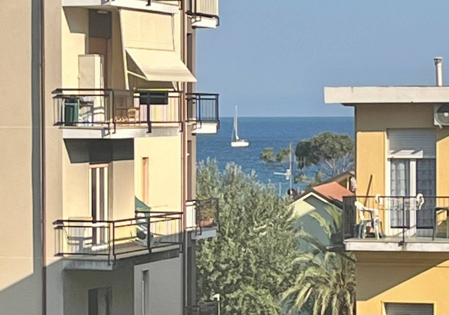 Trilocale in vendita a Andora