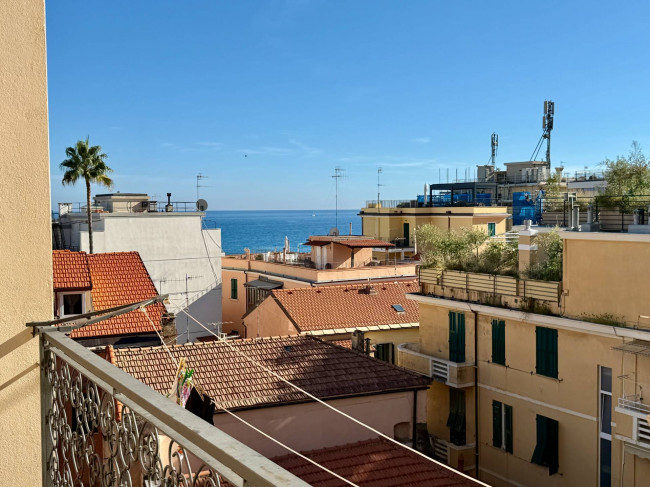 Appartamento in vendita a Alassio