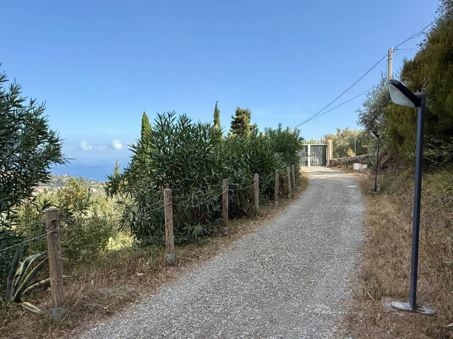 Villa in vendita a Alassio