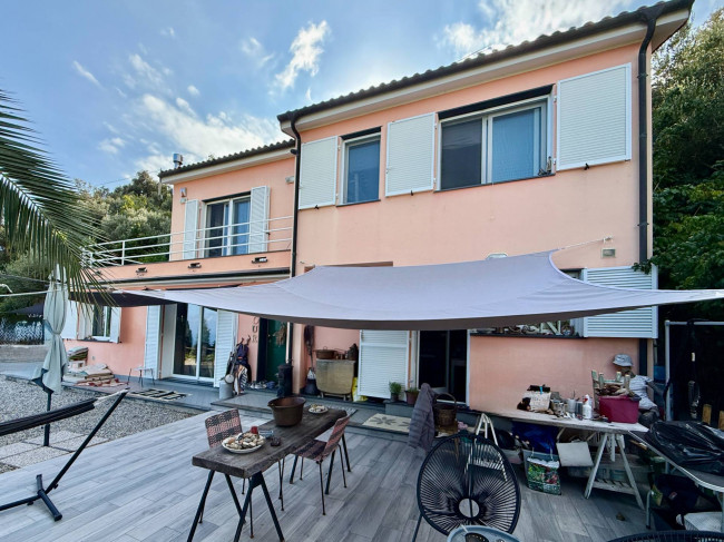 Villa in vendita a Alassio