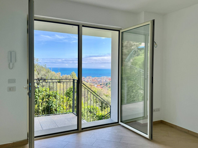 Bilocale in vendita a Alassio