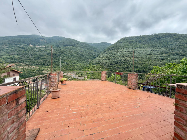 Casa Semindipendente in vendita a Rezzo