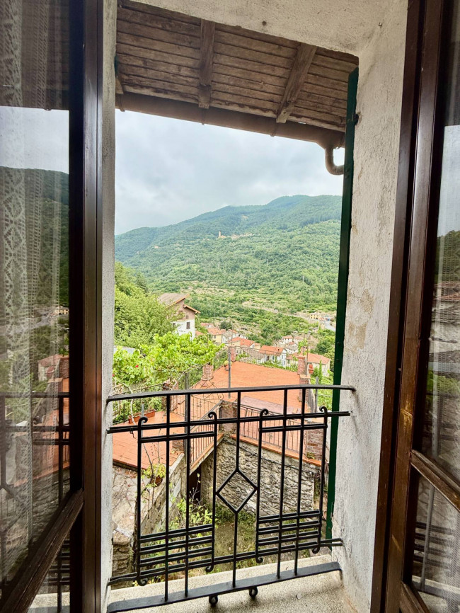 Casa Semindipendente in vendita a Rezzo