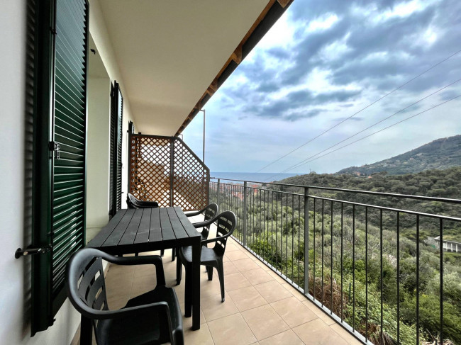 Trilocale in vendita a Alassio