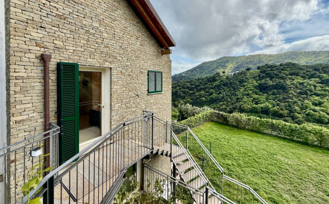 Trilocale in vendita a Alassio