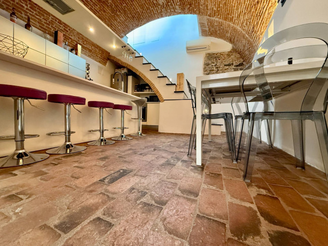 Casa Semindipendente in vendita a Toirano