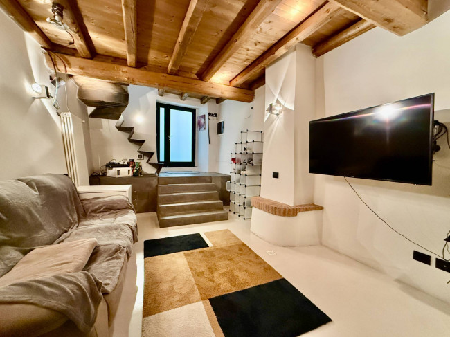 Casa Semindipendente in vendita a Toirano