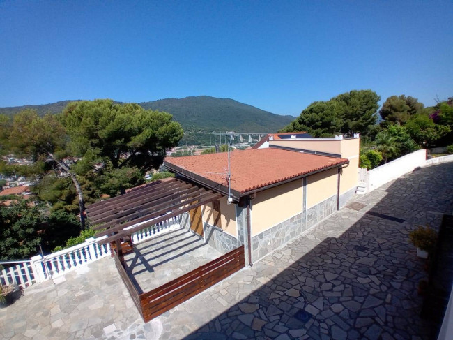 Villetta a schiera in vendita a Andora