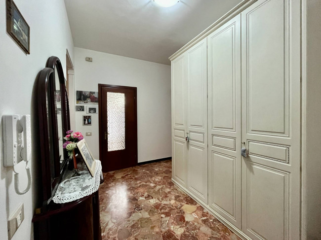 Quadrilocale in vendita a Albenga