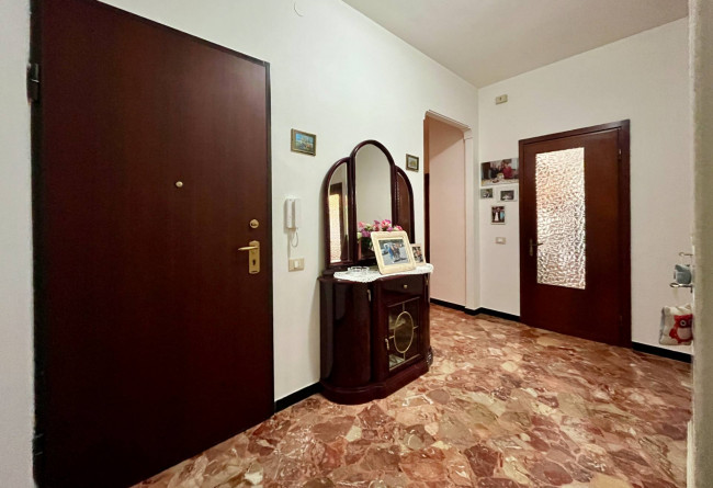 Quadrilocale in vendita a Albenga