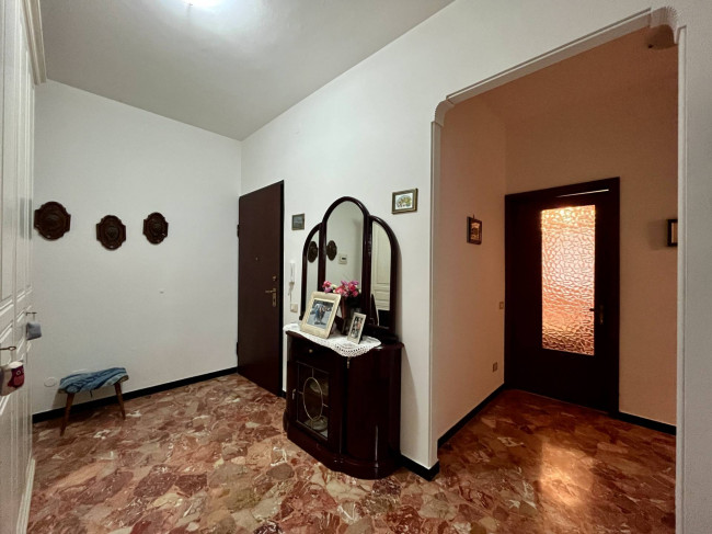 Quadrilocale in vendita a Albenga