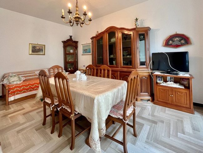 Quadrilocale in vendita a Albenga