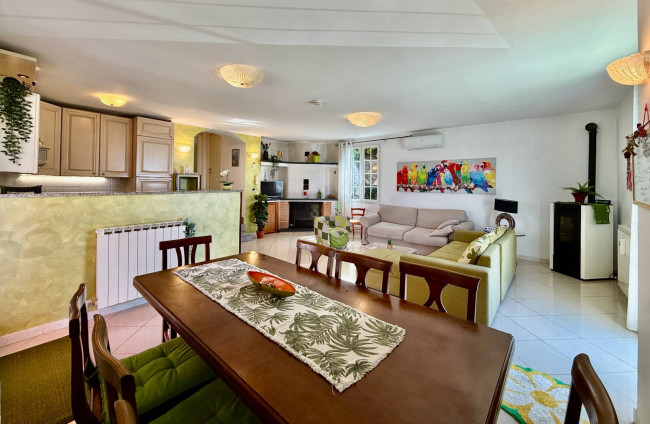 Villa for sale in Imperia