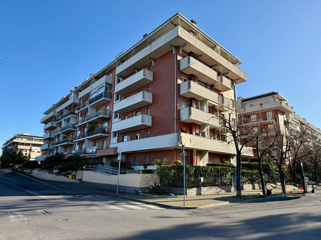 Appartamento in vendita a Albenga