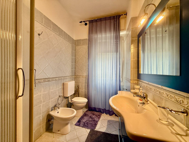 Two-roomed flat for sale in Loano