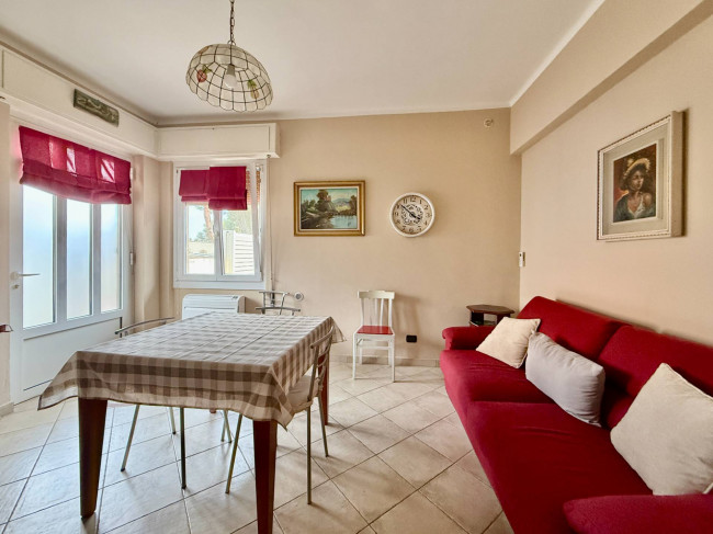 Two-roomed flat for sale in Loano