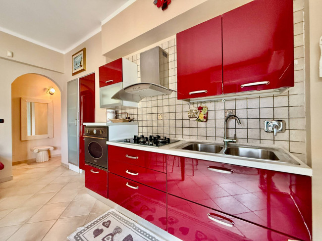 Two-roomed flat for sale in Loano