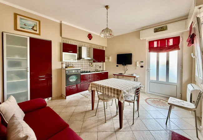 Two-roomed flat for sale in Loano