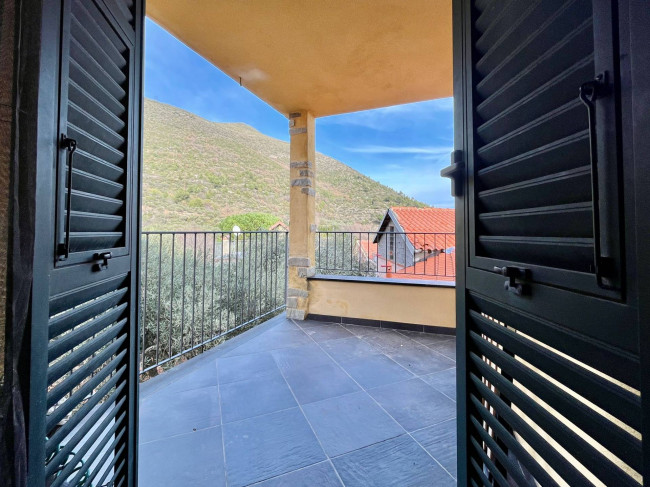 Casa Semindipendente in vendita a Ceriale