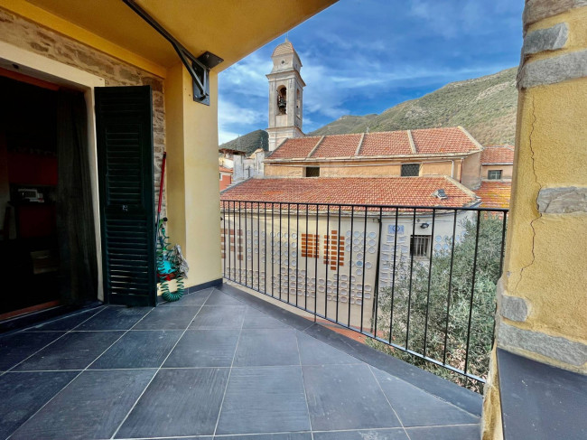 Casa Semindipendente in vendita a Ceriale