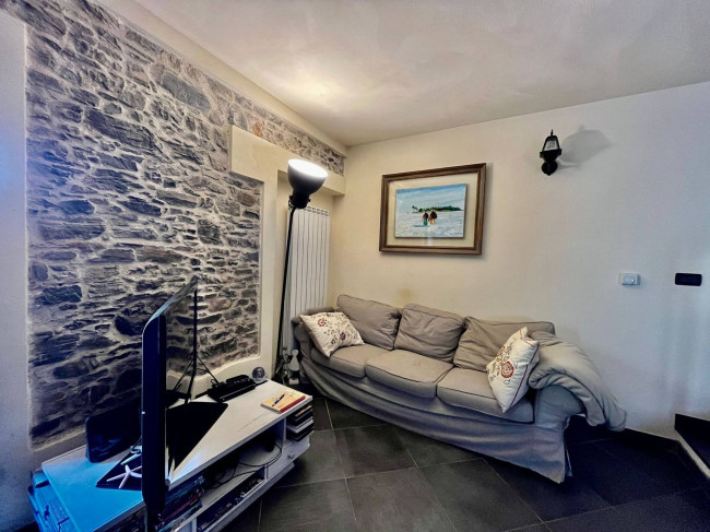 Casa Semindipendente in vendita a Ceriale