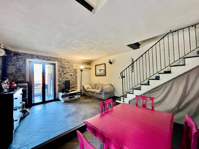 Casa Semindipendente in vendita a Ceriale