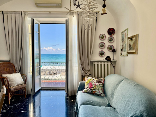 Appartamento in vendita a Alassio