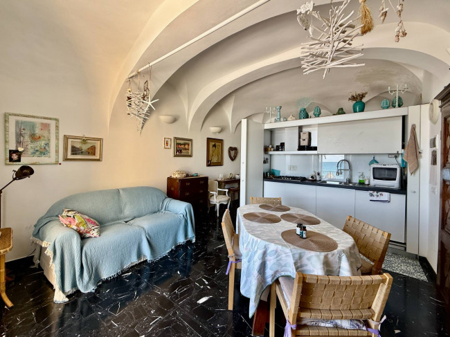 Appartamento in vendita a Alassio