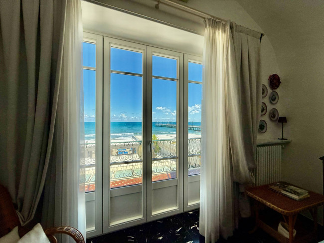 Appartamento in vendita a Alassio