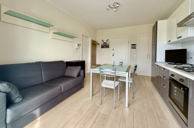 Two-roomed flat for sale in Albenga