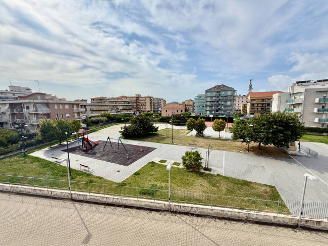 Two-roomed flat for sale in Albenga