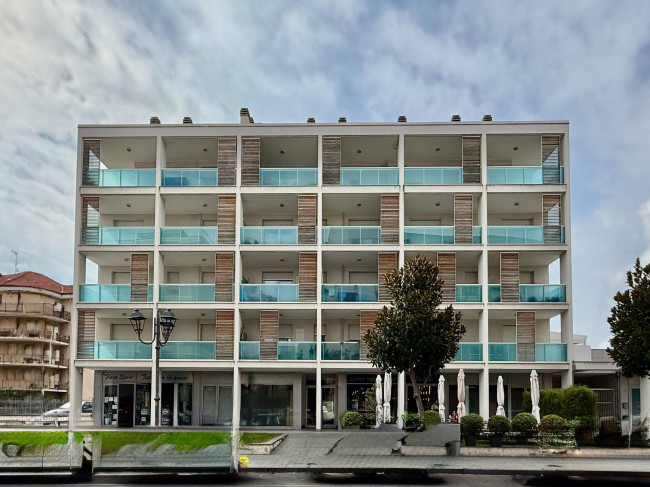 Two-roomed flat for sale in Albenga