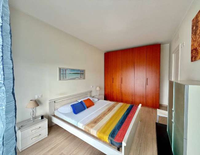 Two-roomed flat for sale in Albenga