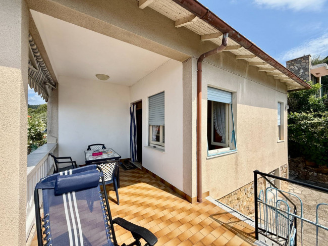 Villa zu verkaufen in Borgio Verezzi