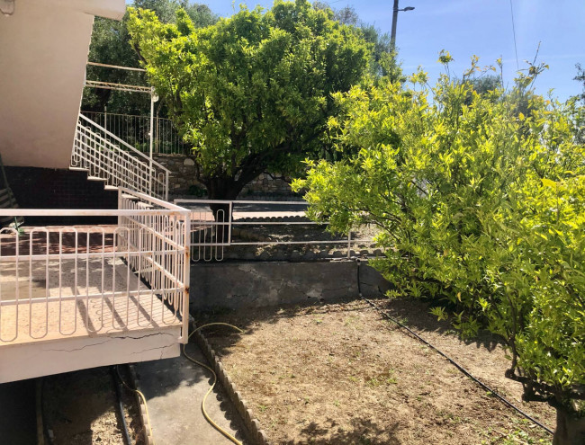 Villa for sale in Diano Marina