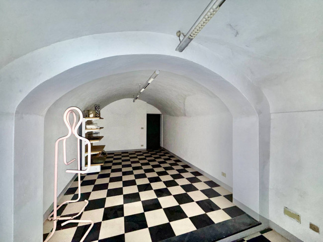 Negozio in affitto a Pieve di Teco