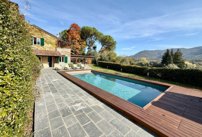 Villa in vendita a Garlenda