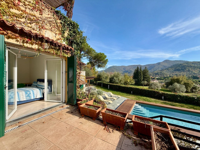 Villa in vendita a Garlenda