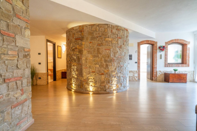Villa in vendita a Castelnuovo Berardenga