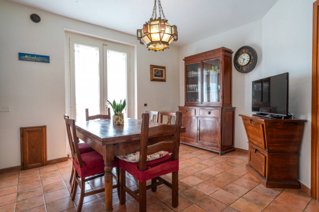 Villa in vendita a Castelnuovo Berardenga