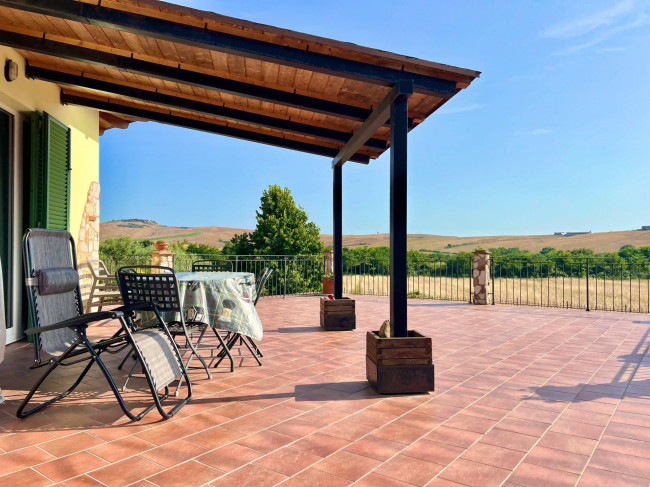 Villa in vendita a Castelnuovo Berardenga