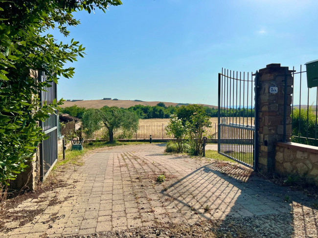 Villa in vendita a Castelnuovo Berardenga