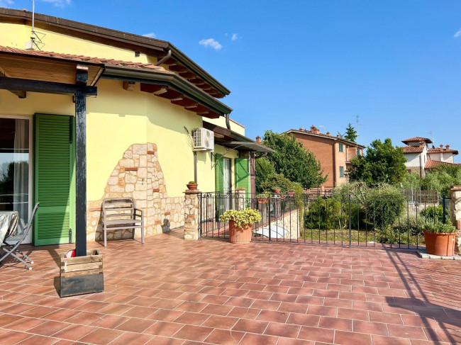 Villa in vendita a Castelnuovo Berardenga