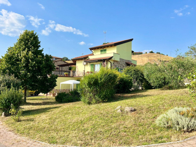 Villa in vendita a Castelnuovo Berardenga