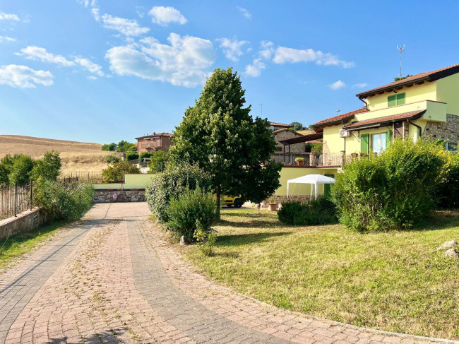 Villa in vendita a Castelnuovo Berardenga