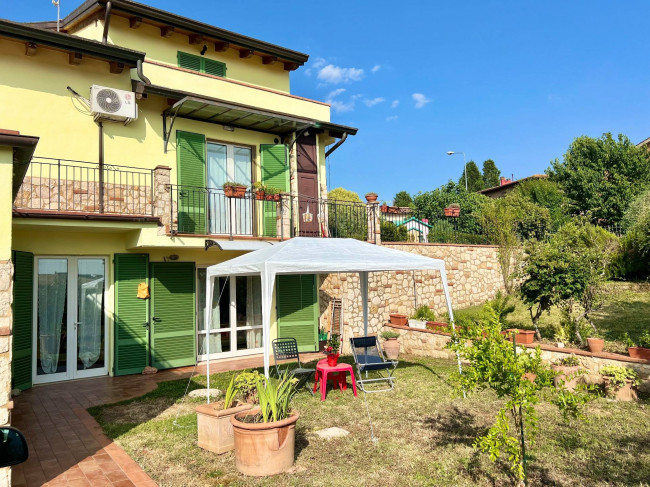 Villa in vendita a Castelnuovo Berardenga