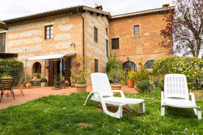 Villette a schiera in vendita a Sovicille