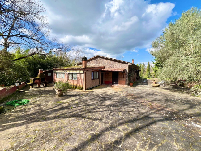 Villa in vendita a Castelnuovo Berardenga
